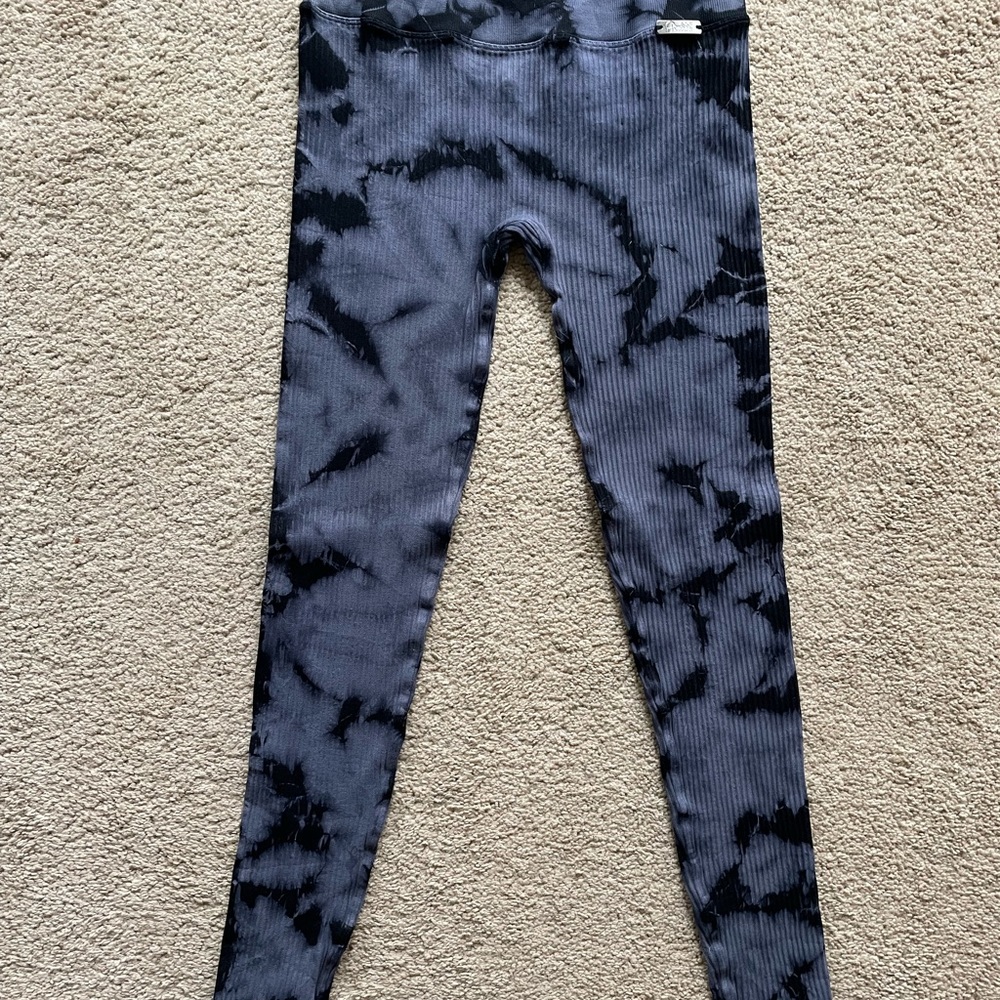 Bombshell Sportswear Ribbed Seamless Legging